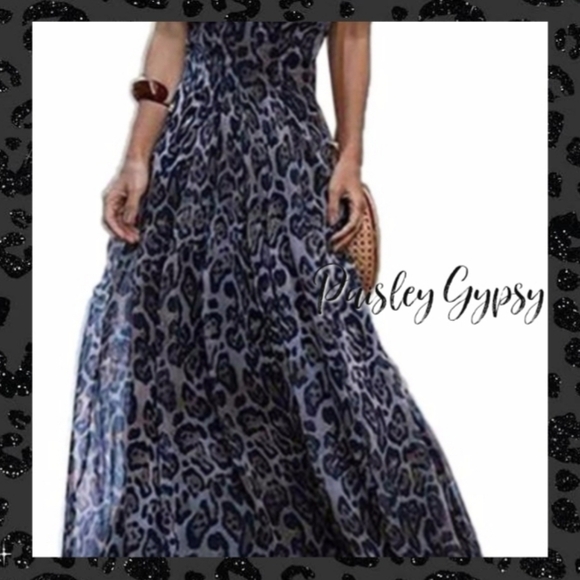 Luxurious Grey Leopard Print Chiffon Maxi Dress - Picture 2 of 11